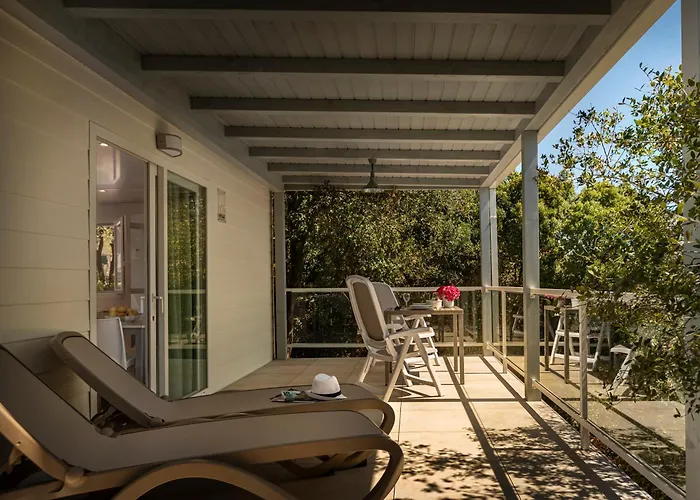 Kinderhotel Maistra Camping Koversada Uncovered Naturist Mobile Homes