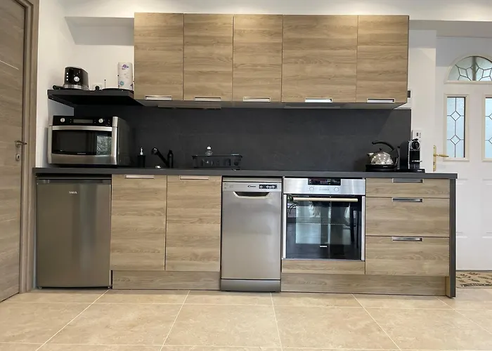 Appartement dans villa 4 personnes avec jacuzzi au calme