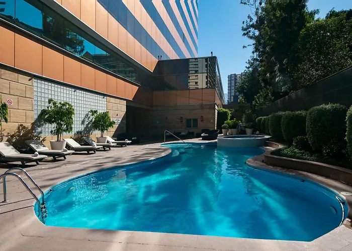 Hotel: Boulevard Suites Ferrat