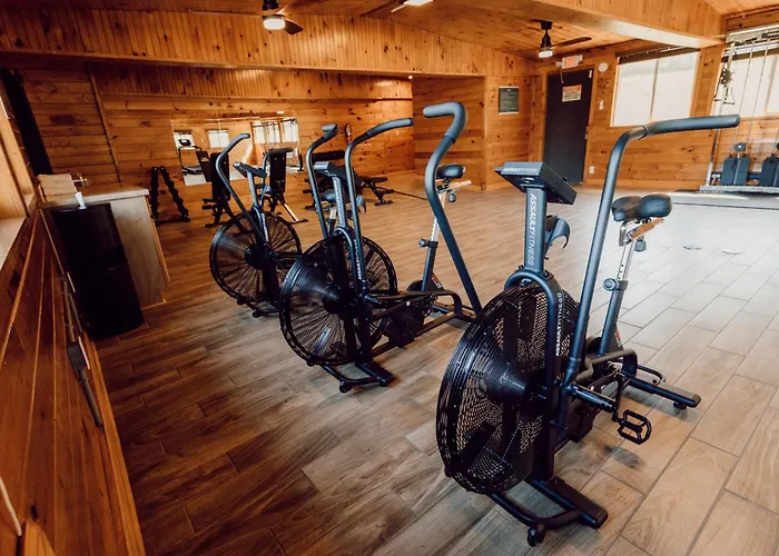 Tremont Lodge & Resort