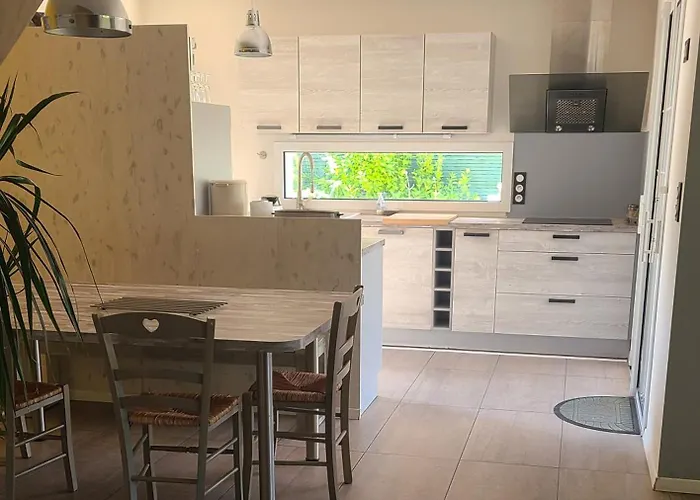 MAISON PMR à 15 mn DES PLAGES