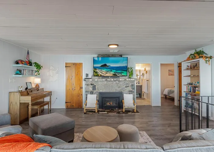 Perch - Breezy Point Hideout