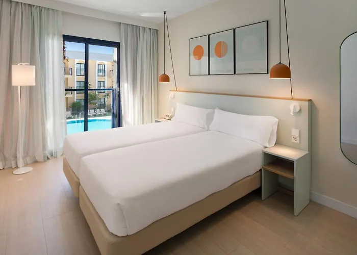 Sol Sancti Petri Aparthotel