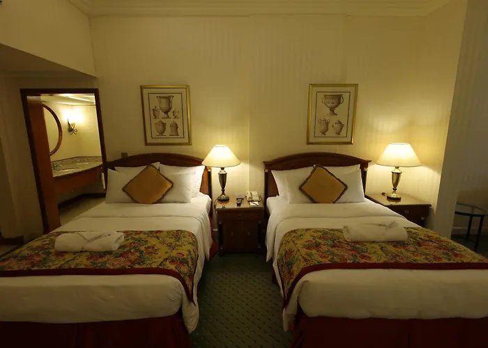 4 star hotel: Connaught Palace Hotel, Dubai