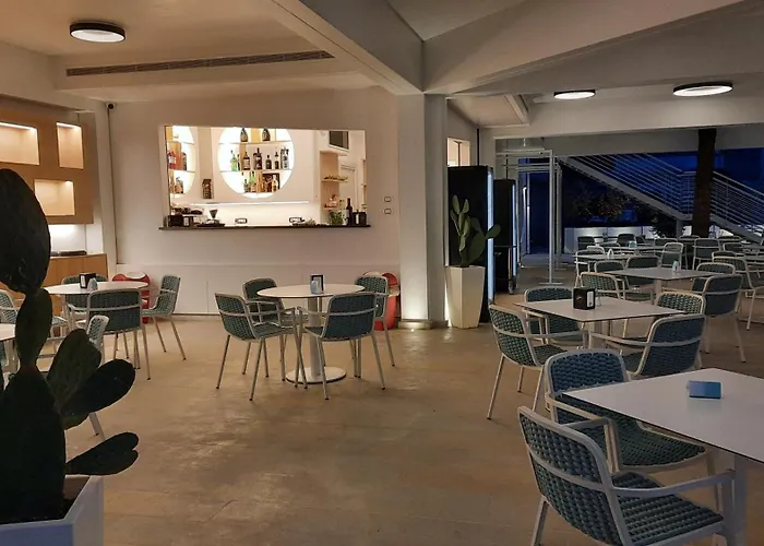  Sunset Beach Club Tropea