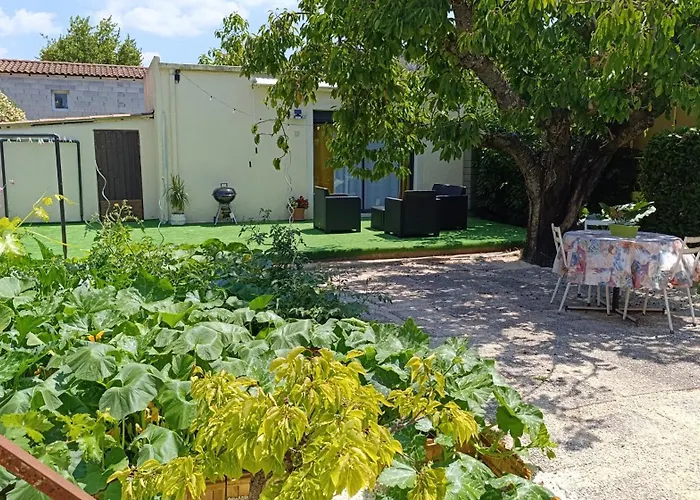 Studio climatisé-terrasse-Netflix-jardin à 10 min de Cassis