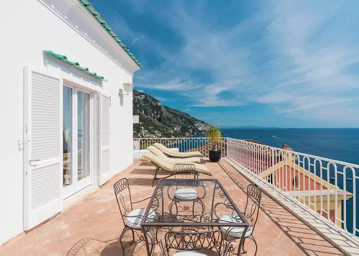Resort: Villa Magia