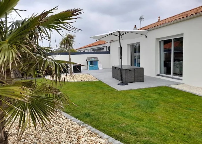 maison proche mer et foret