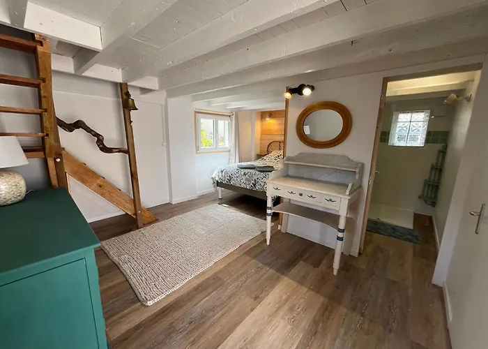 Charmante petite maison dépendance