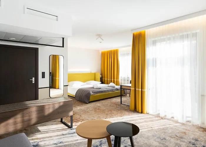 Hotel mit Tennis: Qubus Hotel Krakow