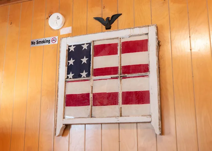 Lakeview Cedar Cabin - Uncle Sams Cabin - 3