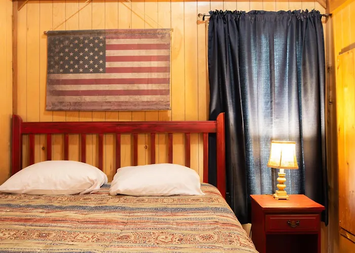 Lakeview Cedar Cabin - Uncle Sams Cabin - 3