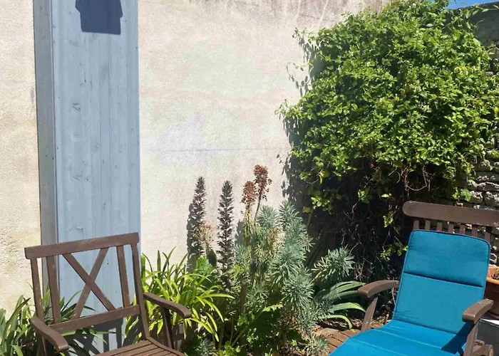 Maison Rétaise près de la Plage