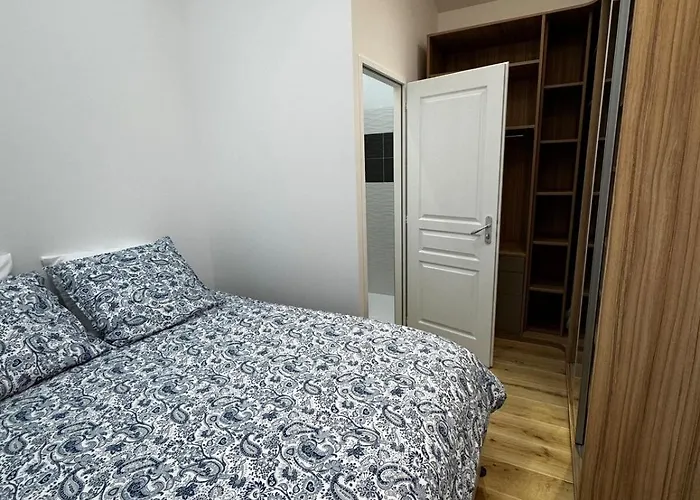 Maison pilotis 12 pers 50m mer