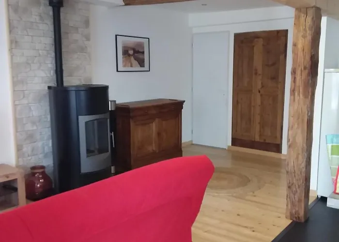 Appartement dans maison de village