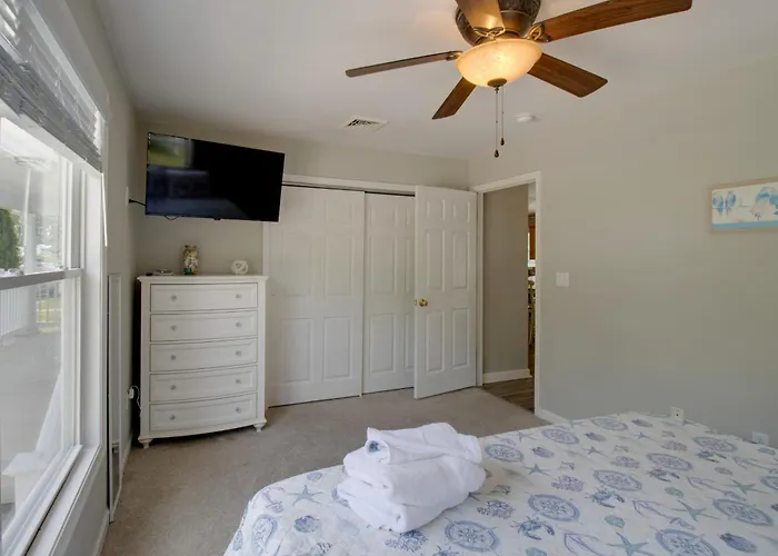 Family Home W/ Pool! 5 Mi To Ocean City Beach