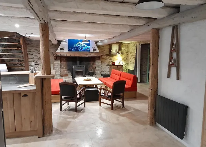 grange rénovée en gîte/maison/chalet