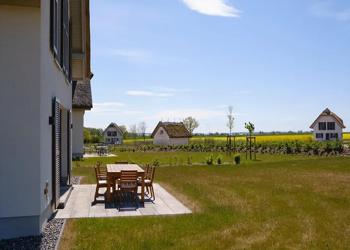 Reetland Am Meer - Luxus Reetdachvilla Mit 3 Schlafzimmern, Sauna Und Kamin H20