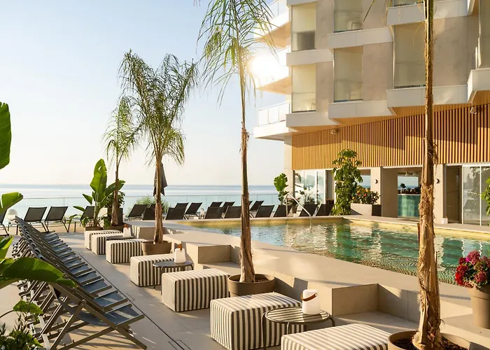 Hotel de 4 estrellas: INNSiDE by Meliá Alicante Porta Maris