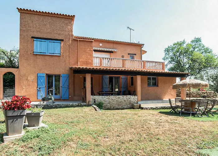 Apartment In Villa With Pool