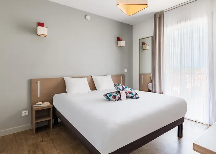 Self Catering: Appart'City Confort Perpignan Centre Gare