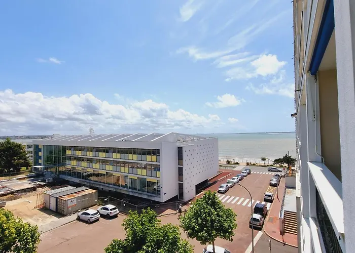 Appartements Front De Mer Royan