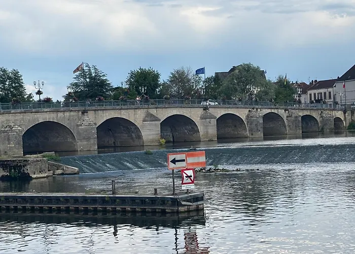 Au Gray des Flots