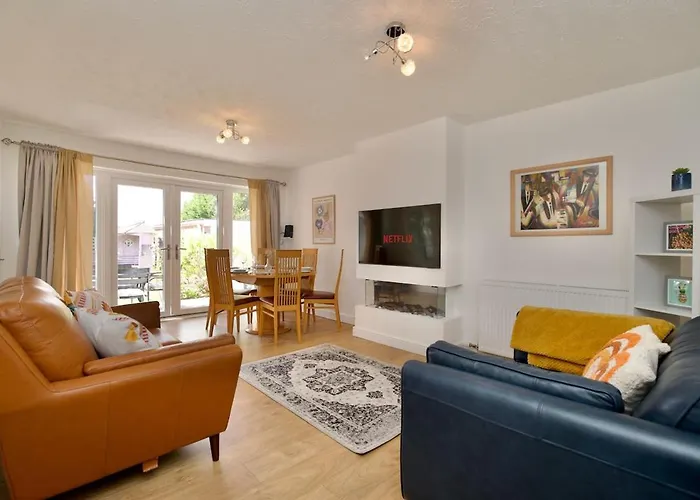 Rydal Palace Rugby - Charming 2Bed Haven With Free Driveway Parking