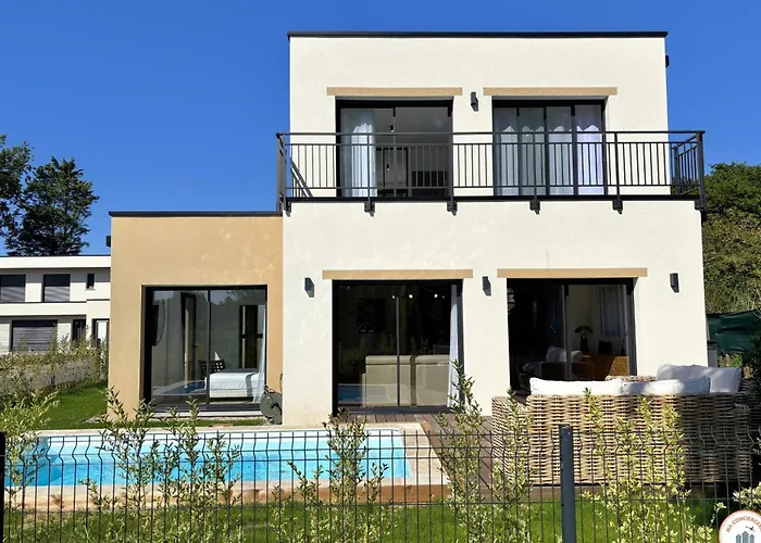 La Villa Azura