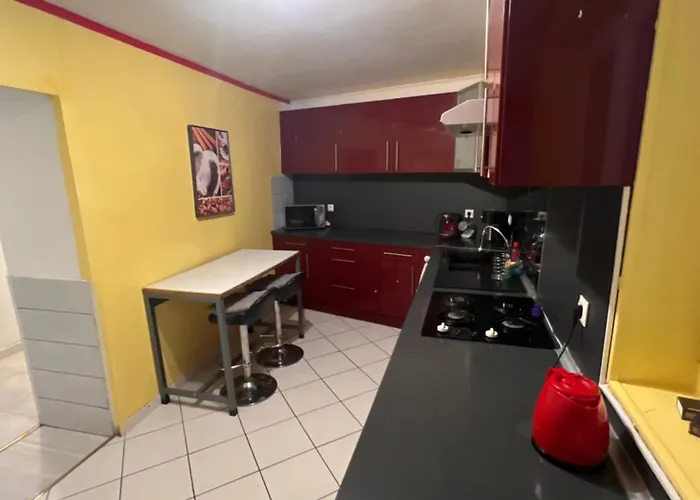 Appartement Darna - NETFLIX - WIFI - Terrasse avec jacuzzi