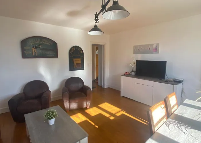 BEAU DUPLEX 80 m2 100 metre de la plage
