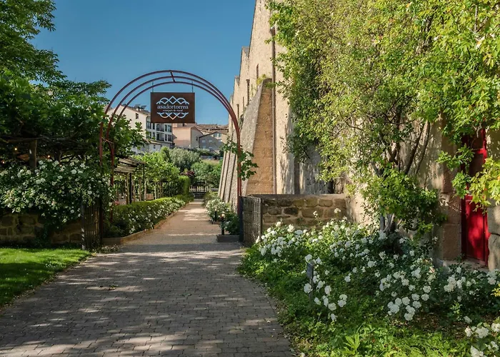 Hotel de golf: Hotel Marqués de Riscal, a Luxury Collection Hotel, Elciego