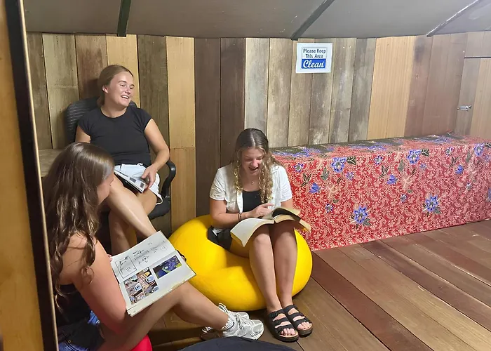 Mingle Highstreet - Coworking Hub