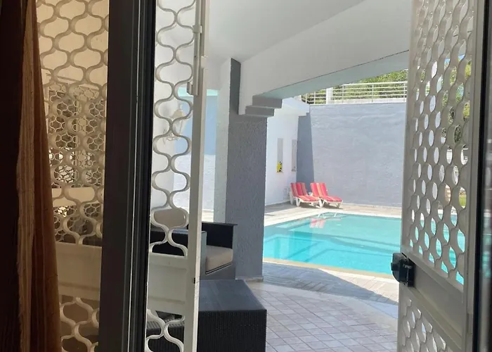 Villa et 2 Studios de Luxe a Résidence Mèhari, Tabarka