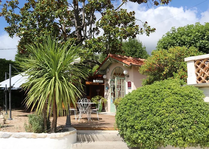 La Villa Roseraie , Hôtel Familial OUVERT TOUTE L'ANNEE