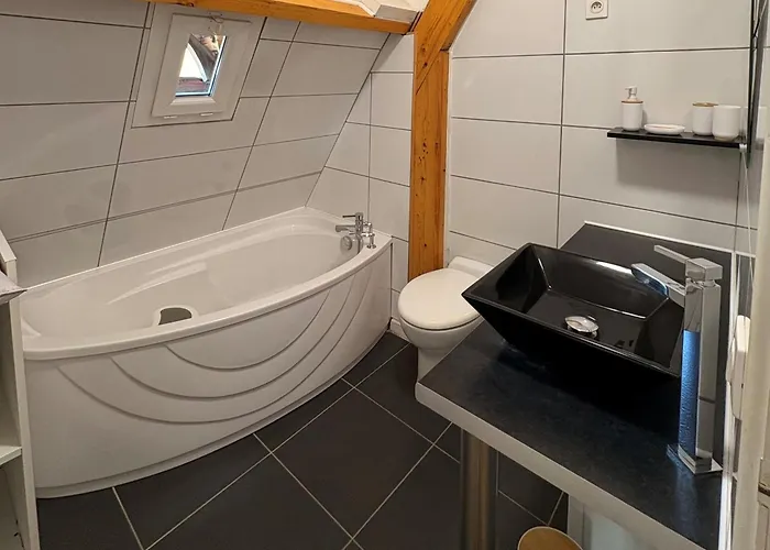 Maison spacieuse - Jacuzzi - Proche cœur historique