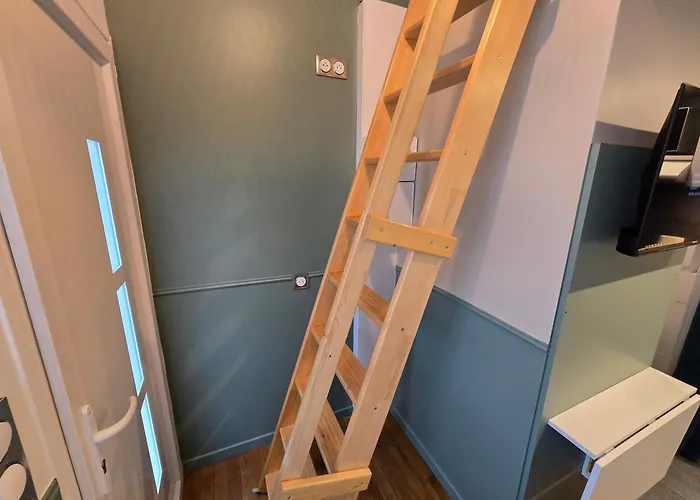 2G- Studio tout équipé avec cuisine proche Paris
