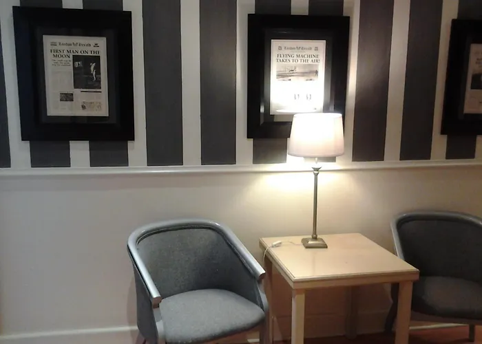 Family Hotel: Leeuwenzee Guesthouse