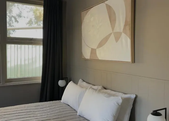 Calder Family Motel