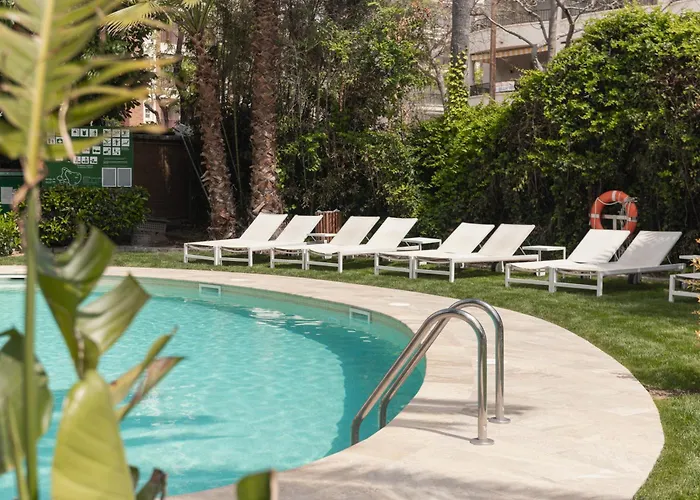 Hotel que admite mascotas: Monica Hotel