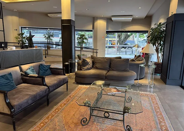 Coral Trade e Eventos prox a Pucrs, Araujo Vianna