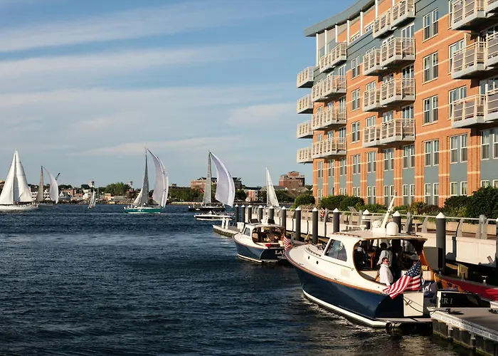 Hotel with view: Battery Wharf Hotel, Boston Waterfront