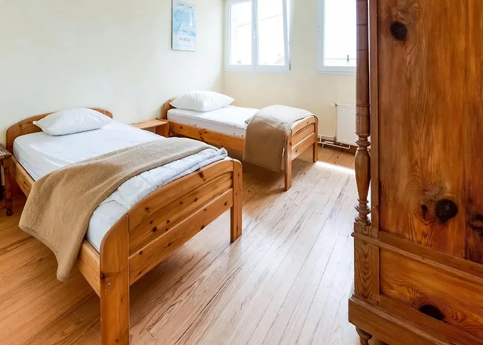 Beachside Family Villa In Le Pouldu