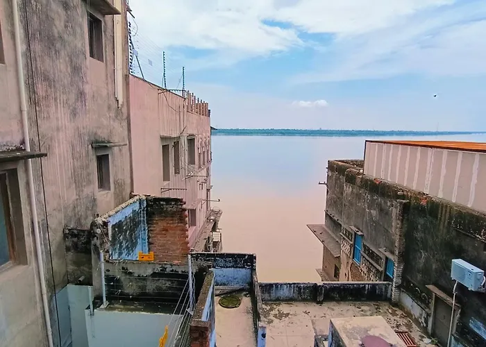 Baba Guest House