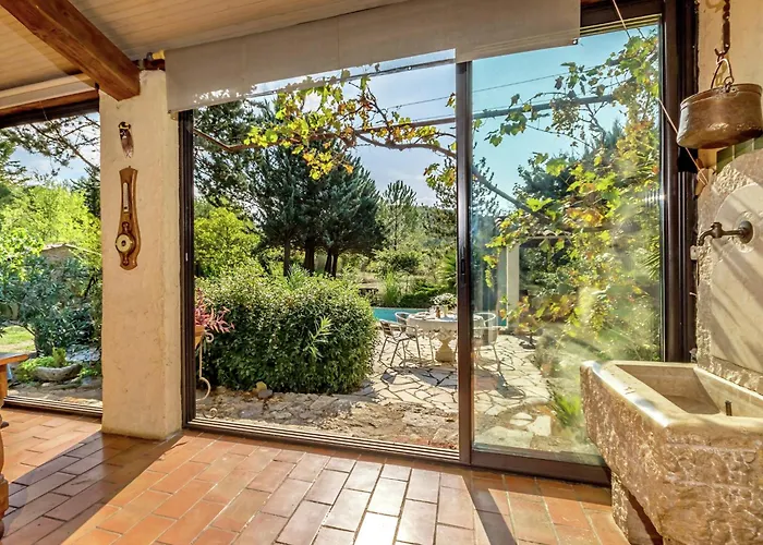 Holiday Home In Le Luc With Pool & Vineyards