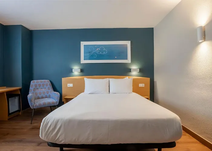 Travelodge Alicante Puerto