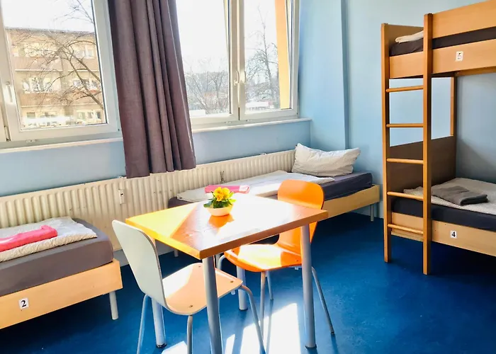 Hotel nahe College: Hostel Inn-Berlin