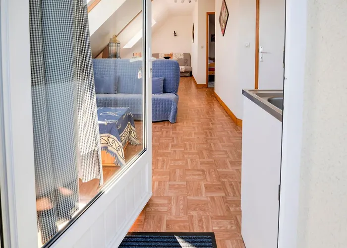 Apartment In Saint-Remy Near Lake
