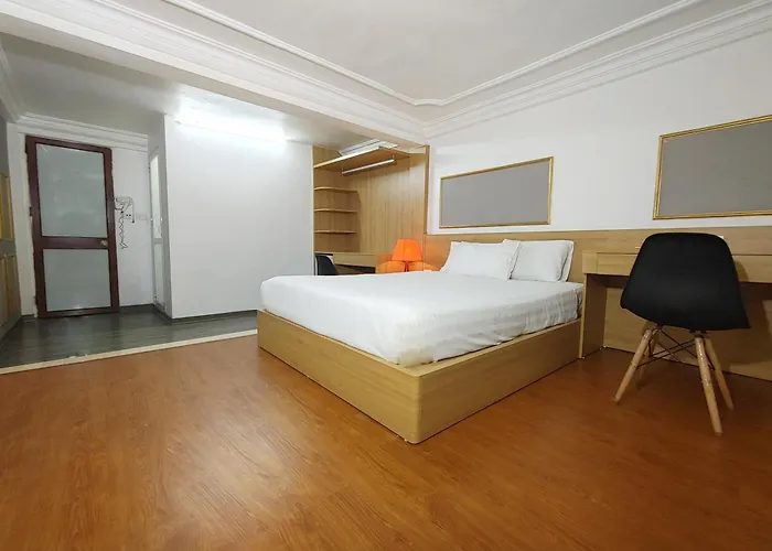 Hanoi Discovery Hotel