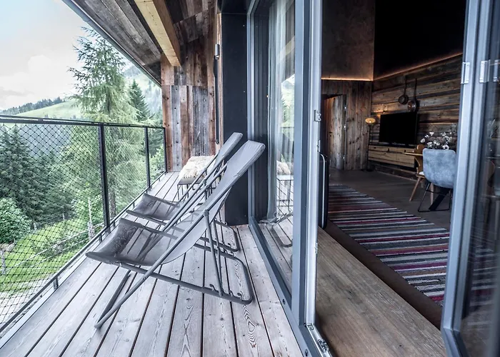 Hotel mit Pool: Kraftalm